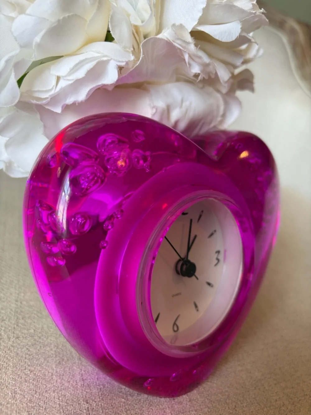 Young Town Vintage Y2K Pink Heart-Shaped Bubble Tabletop Analog Clock